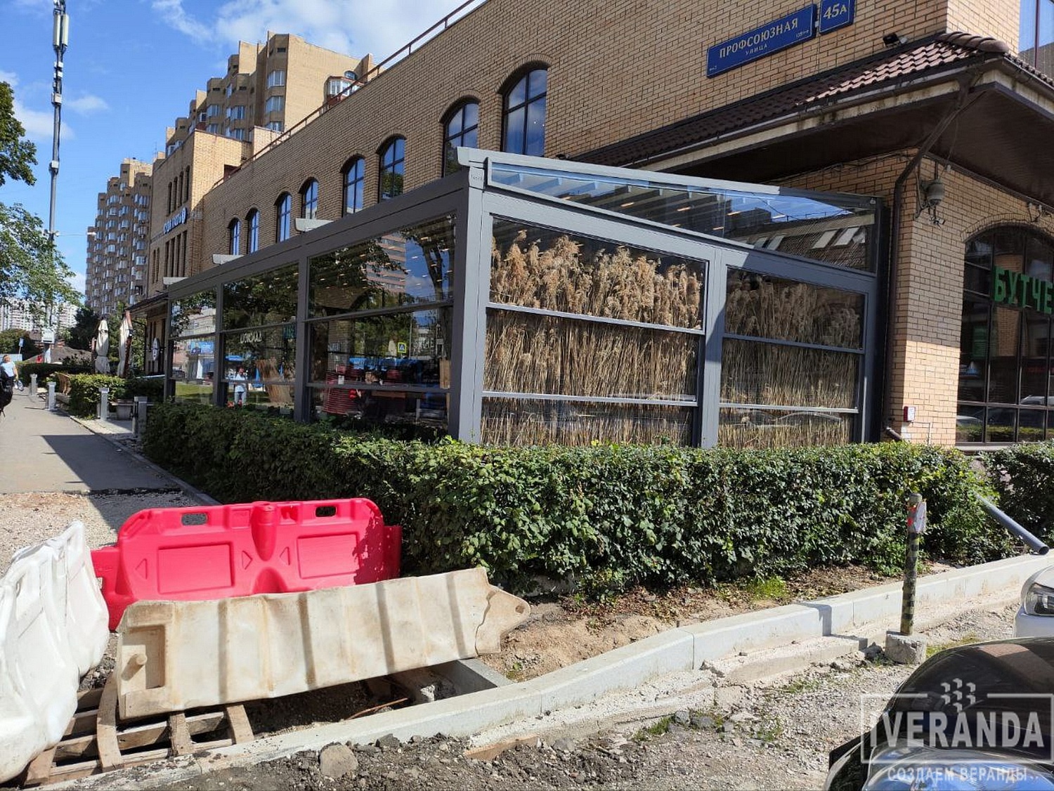 Летнее кафе для ресторана Бутчер в Черёмушках